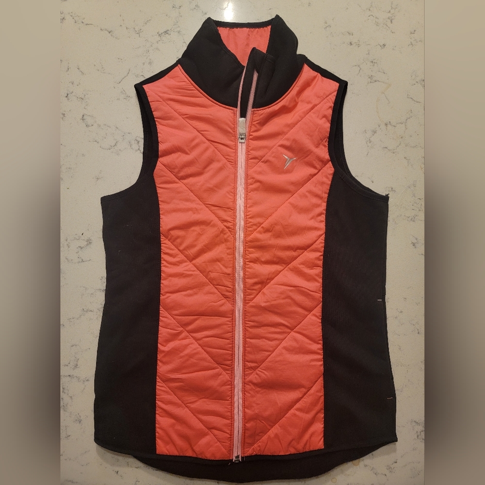 Old Navy Active Girls Vest size 10-12